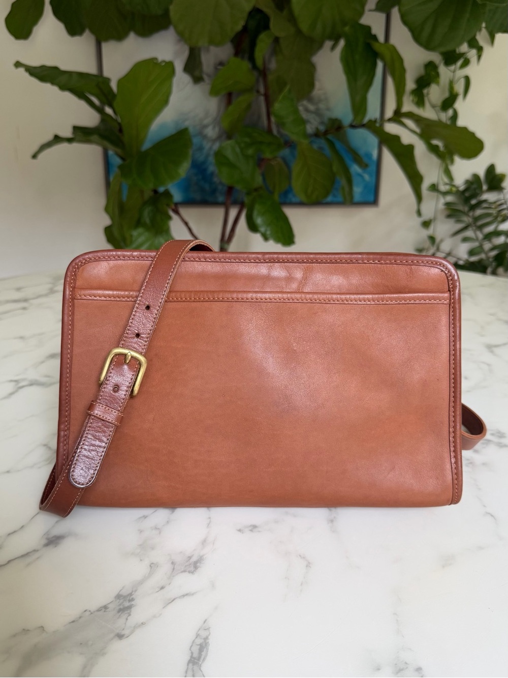 Coach Vintage Swagger 9820 British Tan Leather Crossbody Shoulder Bag 80s 90s